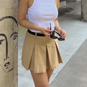 Aritzia Wilfred Free Rodeo Skirt (Gold Camel, Size 4)